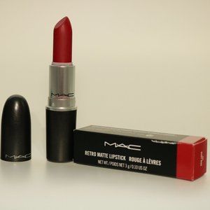 MAC - 707 Ruby Woo